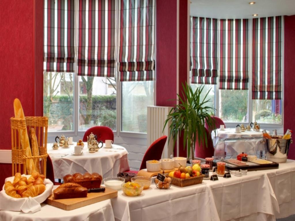 Hotel Grand De Solesmes